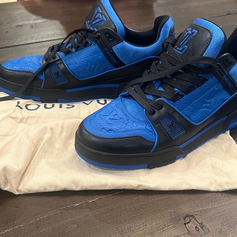 Louis Vuitton Men's Black and Blue Sneakers